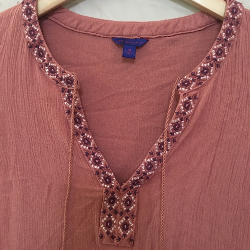 Adorable Aeropostale Peasant Blouse - Picture 3 of 4